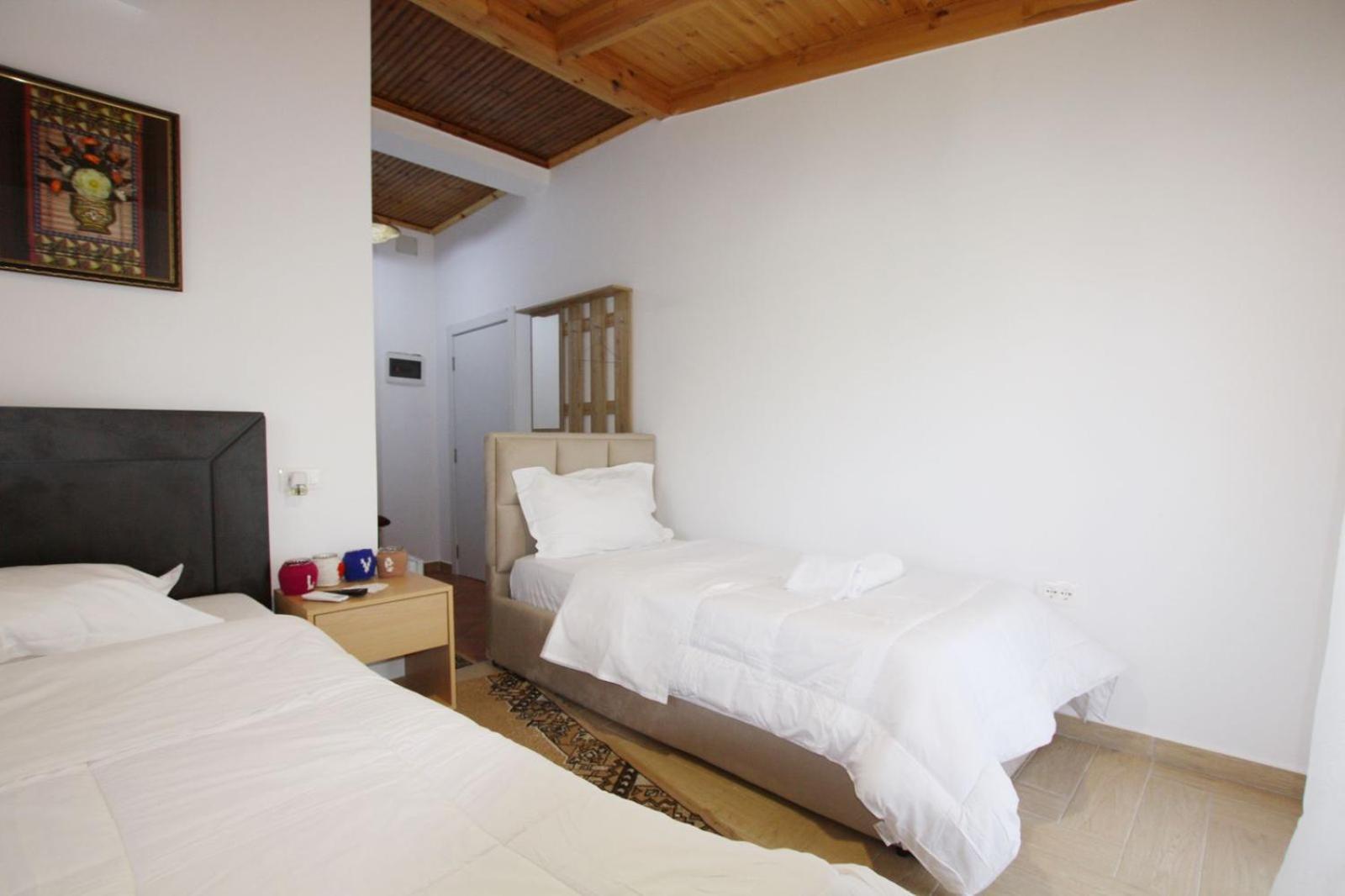 Boutique Buzi 3*