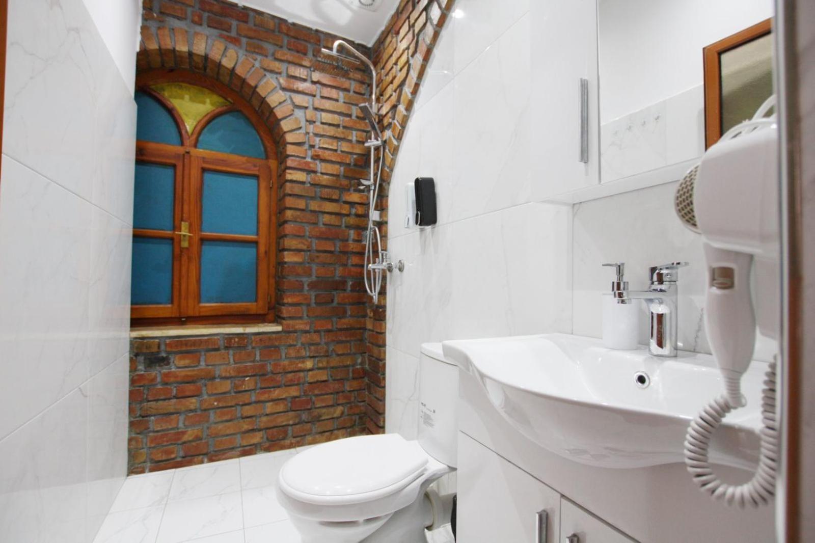Boutique Buzi 3*