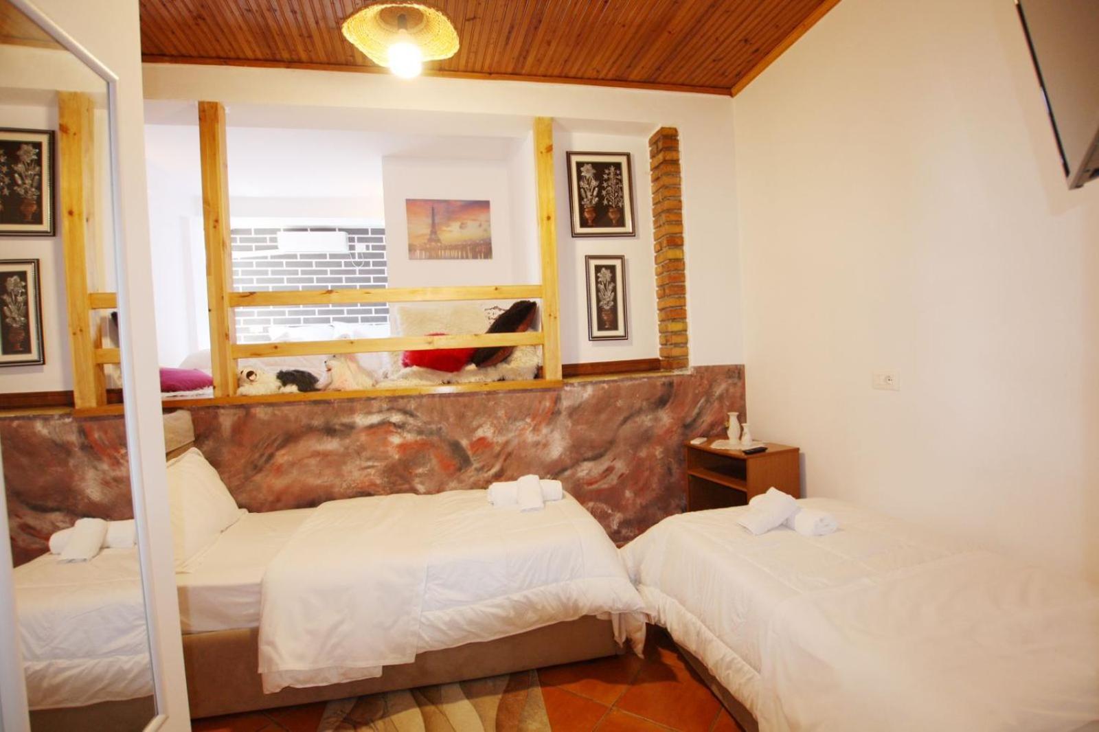 Boutique Buzi 3*