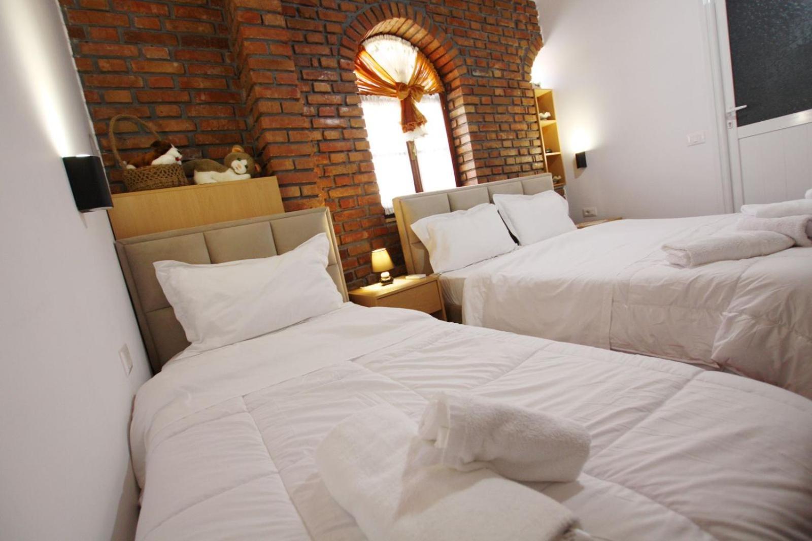 Boutique Buzi 3*